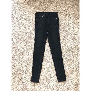 NWOT Rag and Bone Vintage Skinny Jeans in Black